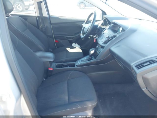 Ford Focus Se Image 5