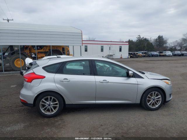 Ford Focus Se Image 9