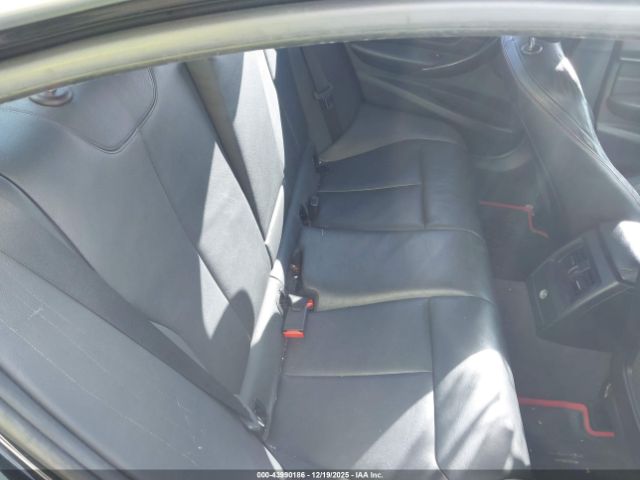 BMW 3 Series Image 16