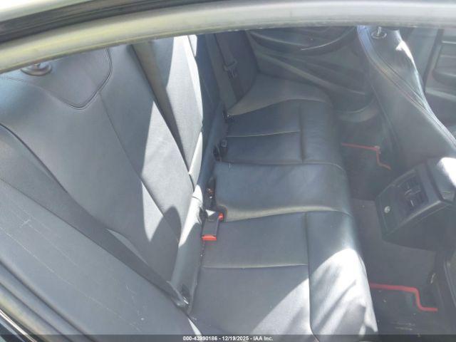 BMW 3 Series Image 16