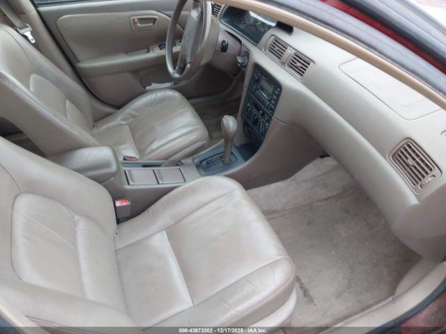 Toyota Camry Xle V6 Image 2