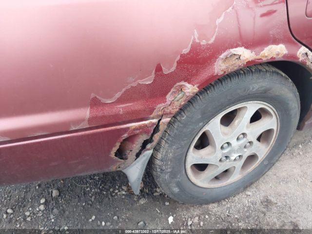 Toyota Camry Xle V6 Image 12