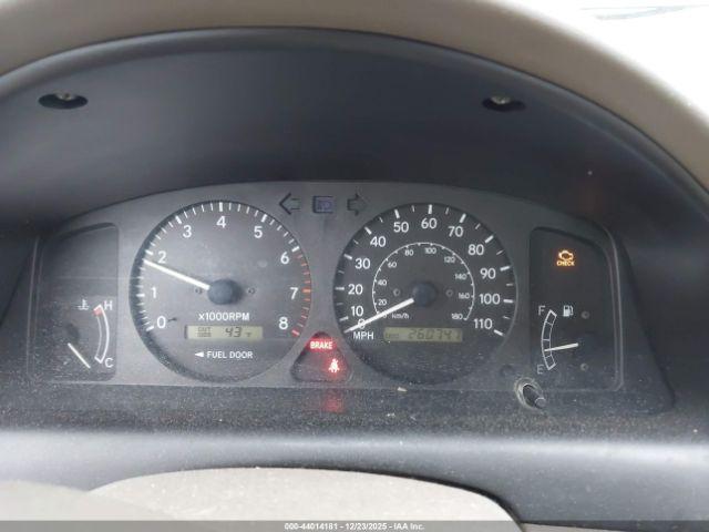 Toyota Corolla Le Image 11