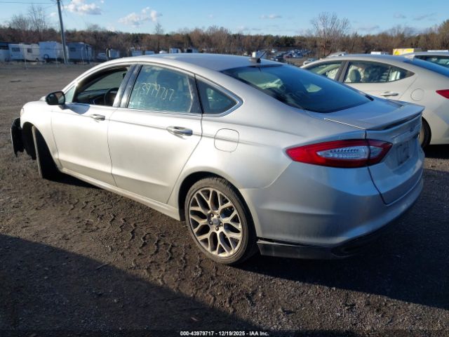 Ford Fusion Titanium Image 4
