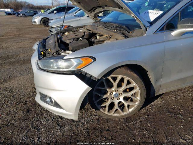 Ford Fusion Titanium Image 10