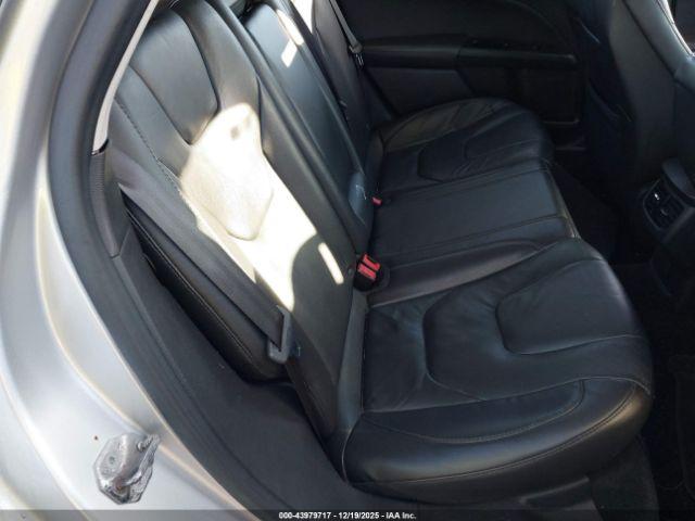 Ford Fusion Titanium Image 5