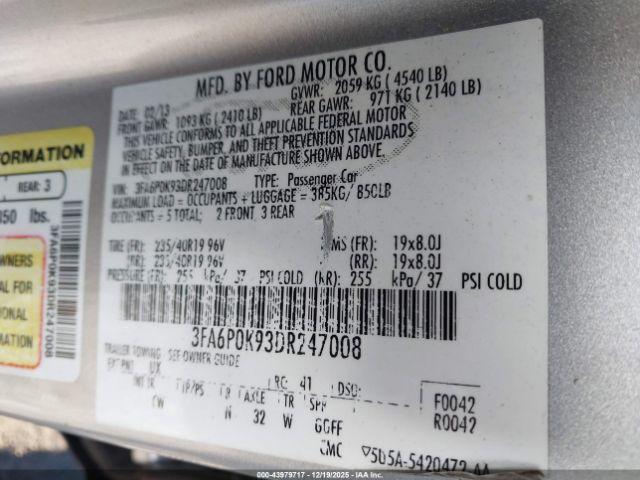 Ford Fusion Titanium Image 9