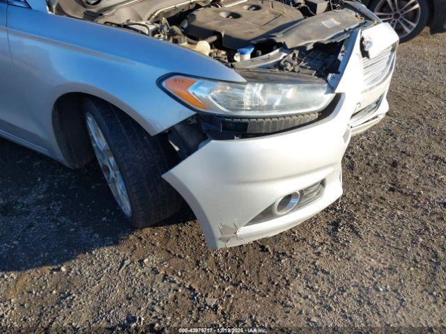 Ford Fusion Titanium Image 14