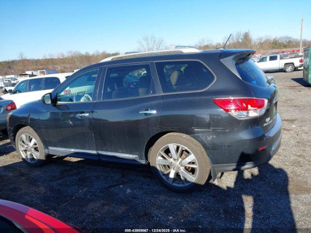 Nissan Pathfinder Platinum Image 7