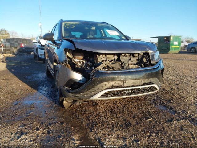 Volkswagen Taos S Image 15