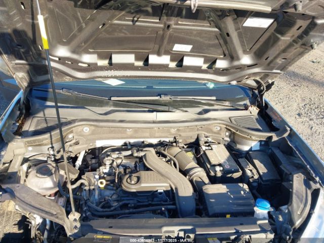 Volkswagen Taos S Image 10