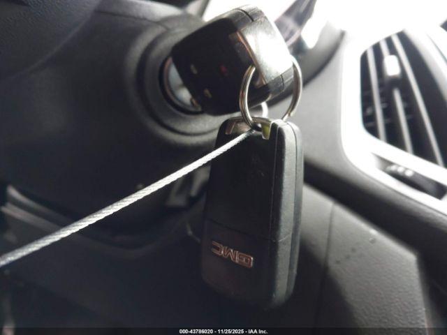 GMC Terrain Sle-1 Image 2