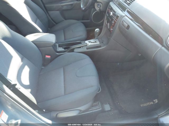 Mazda Mazda3 S Sport Image 4