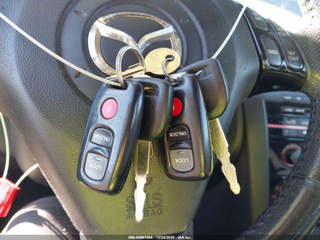 Mazda Mazda3 S Sport Image 8