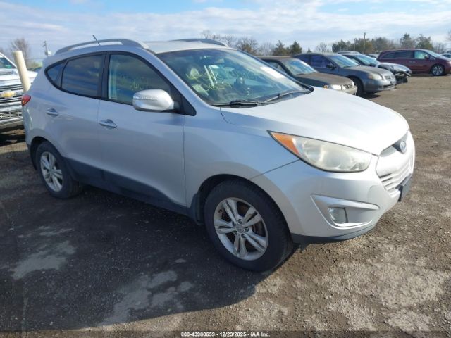 Hyundai TUCSON Gls Image 1