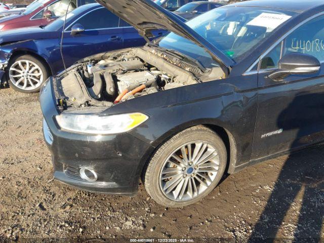 Ford Fusion Se Image 2