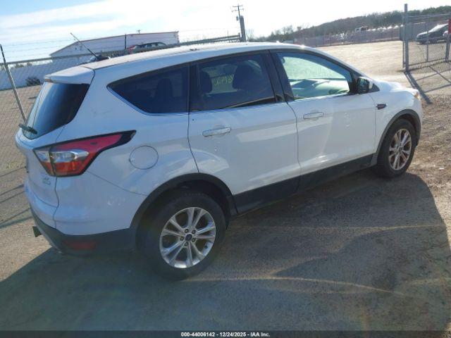 Ford Escape Se Image 5