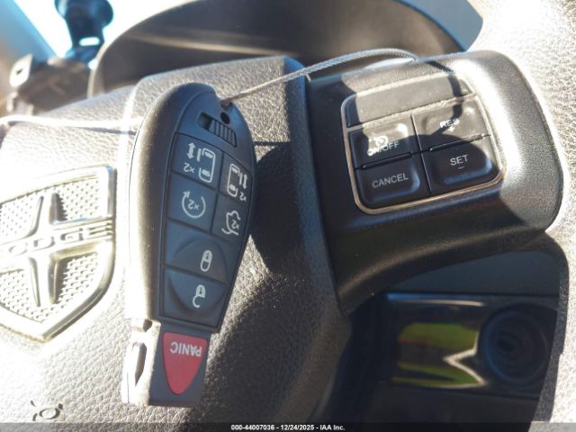 Dodge Grand Caravan Sxt Image 10