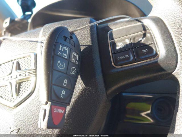 Dodge Grand Caravan Sxt Image 10