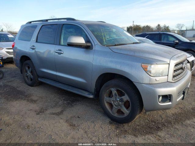  Salvage Toyota Sequoia