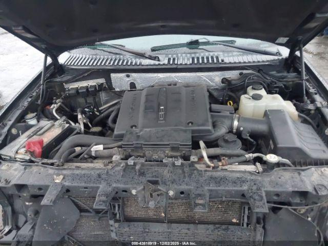 Lincoln Navigator Image 14