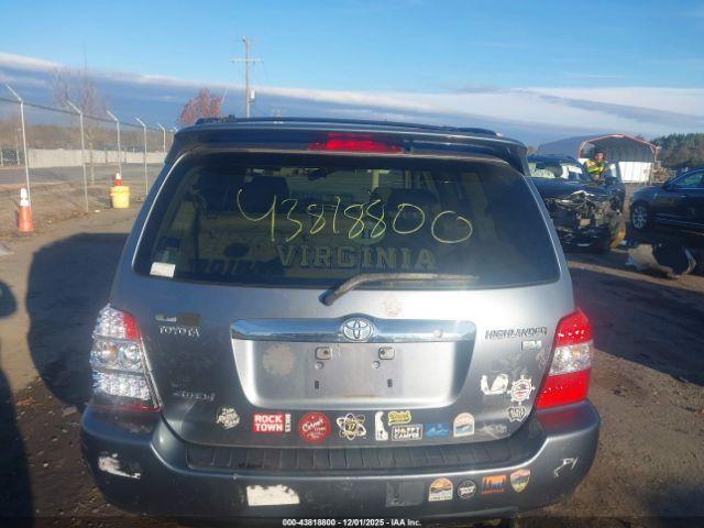 Toyota Highlander V6 Image 13