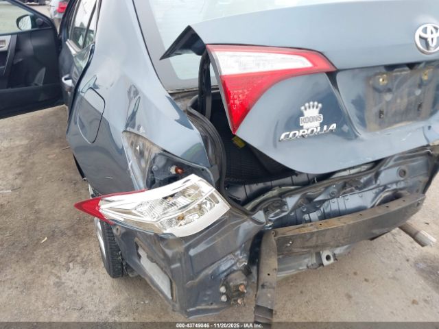 Toyota Corolla Le Image 10