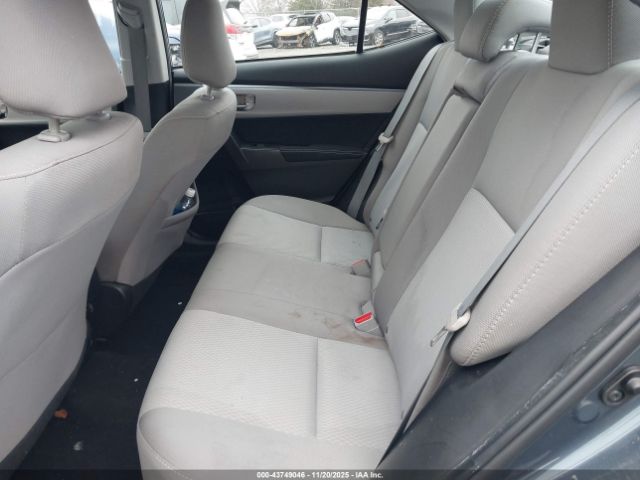 Toyota Corolla Le Image 9