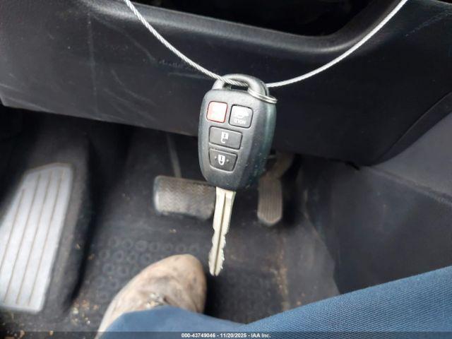 Toyota Corolla Le Image 14