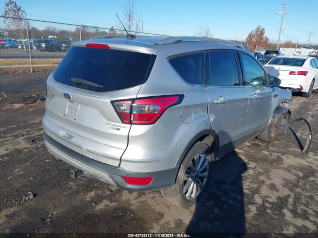 Ford Escape Titanium Image 2