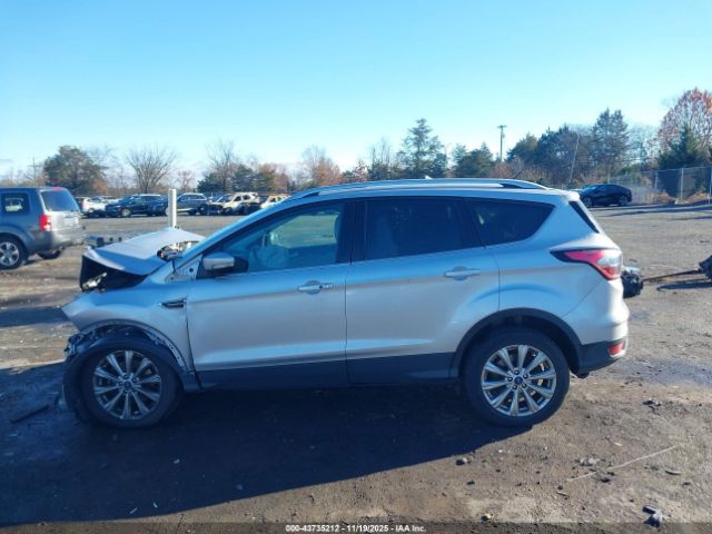 Ford Escape Titanium Image 9