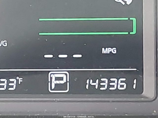 Nissan Sentra S Image 2