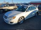 Subaru Legacy 2.5i Image 2