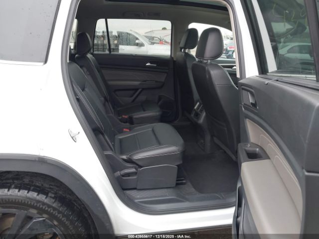 Volkswagen Atlas Image 9