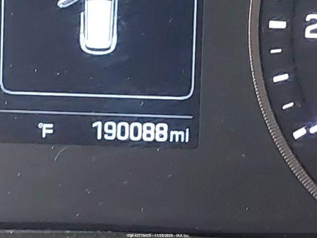 Hyundai TUCSON Eco Image 16