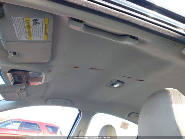 Subaru Impreza 2.0i Image 6