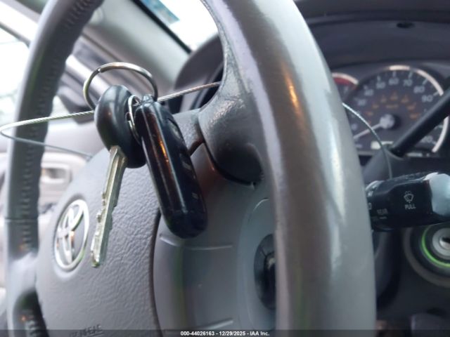 Toyota Sequoia Limited V8 Image 8