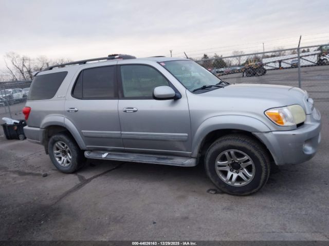 Toyota Sequoia Limited V8 Image 15
