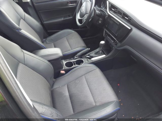 Toyota Corolla Se Image 16