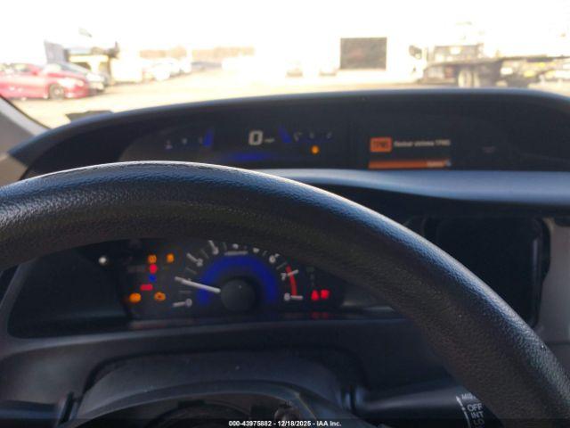 Honda Civic Lx Image 8