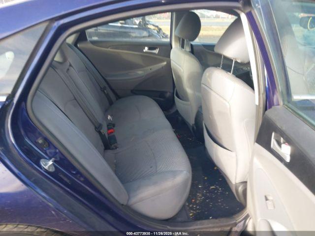 Hyundai SONATA Gls Image 12