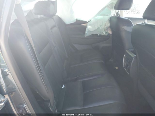 Nissan Murano Platinum Image 11