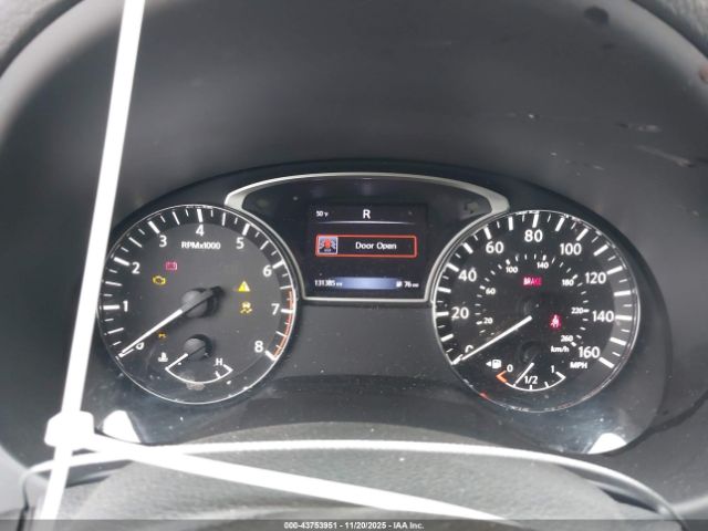 Nissan Altima 2.5 S Image 10