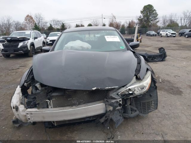 Nissan Altima 2.5 S Image 6