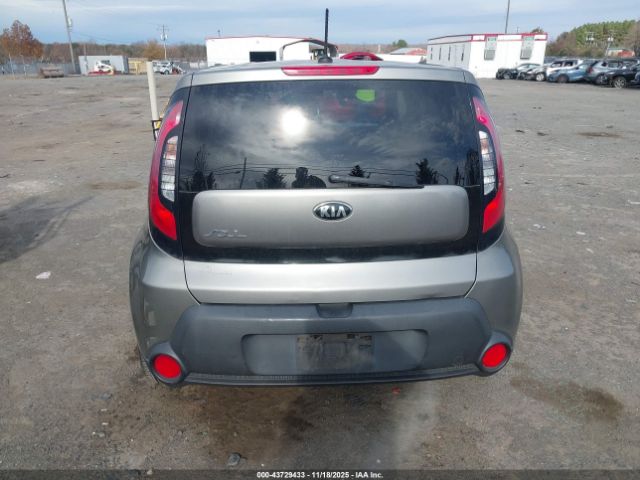 Kia Soul + Image 9