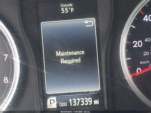 Toyota Camry Se Image 5