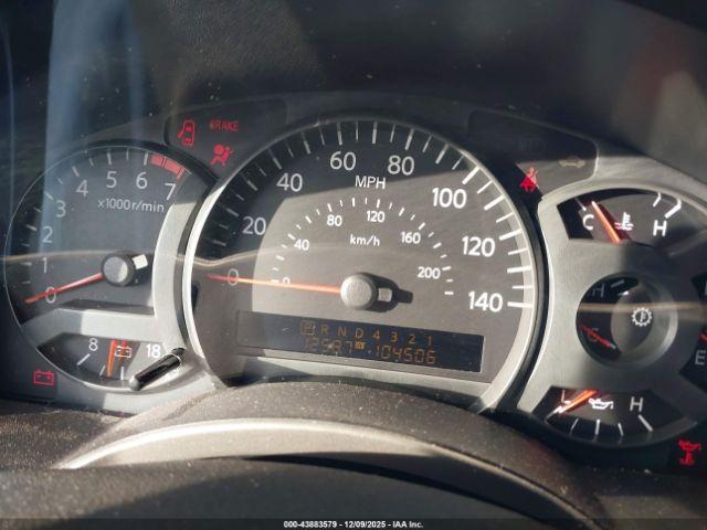 Nissan Armada Le Image 2