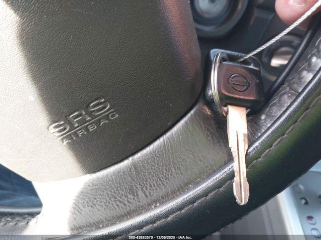 Nissan Armada Le Image 11