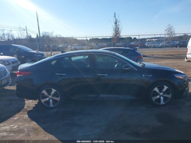 Kia Optima S Image 16