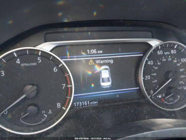 Nissan Altima Sr Fwd Image 9